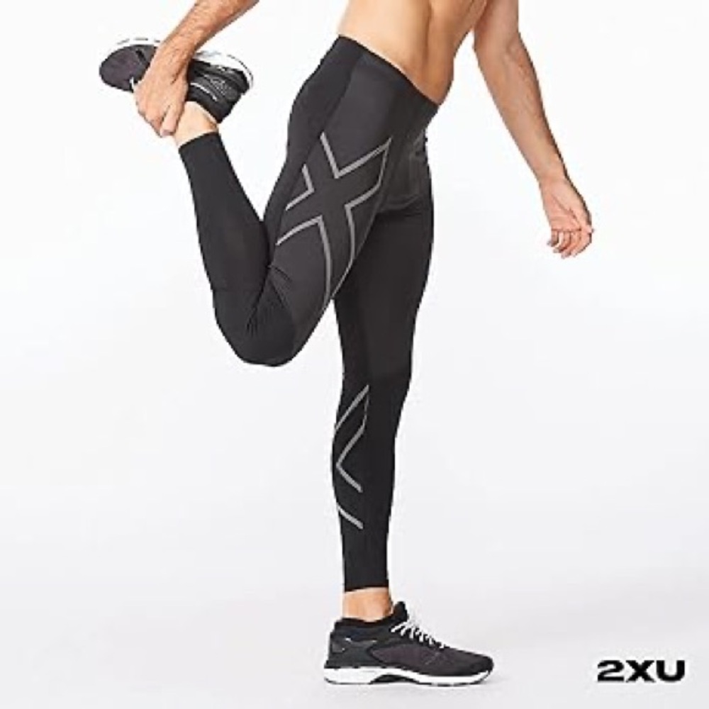2XU men’s Black and Gray Performance Tights